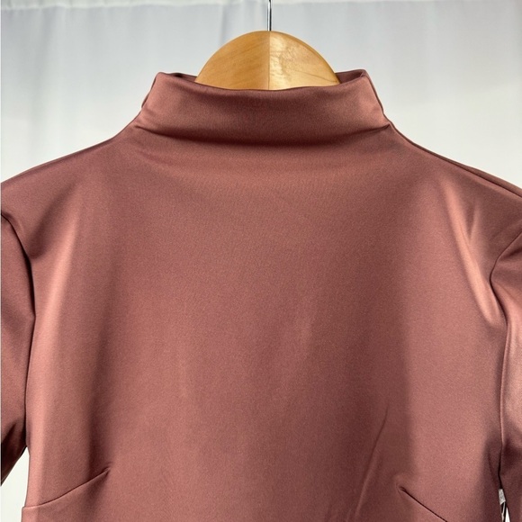 NWT Not Yours To Keep Julia Crop Top in Mocha Size Small - Picture 5 of 10